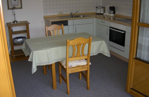 Salzweg Apartamento | Apartamento 'Ferienwohnung Scherer' con terraza privada, jardín privado y Wi-Fi