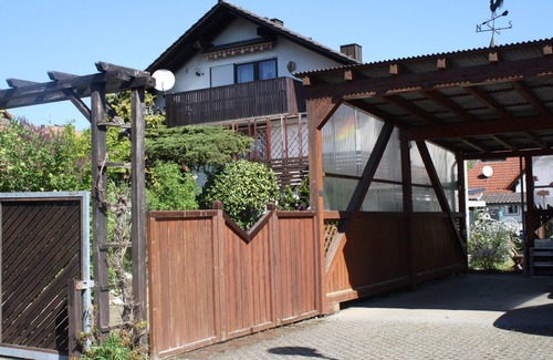 Segnitz Apartamento | Apartamento 'Ferienwohnung Leipold' con terraza privada, jardín privado y Wi-Fi