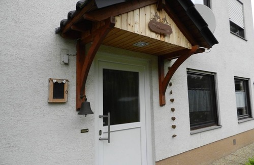Segnitz Apartamento | Apartamento 'Ferienwohnung Leipold' con terraza privada, jardín privado y Wi-Fi