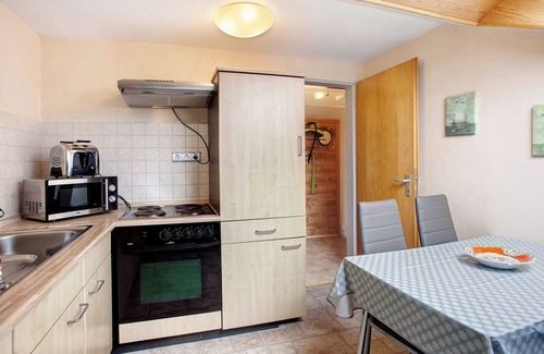 Balve Apartamento | Apartamento 'Ferienwohnung Triska' con jardín compartido y Wi-Fi