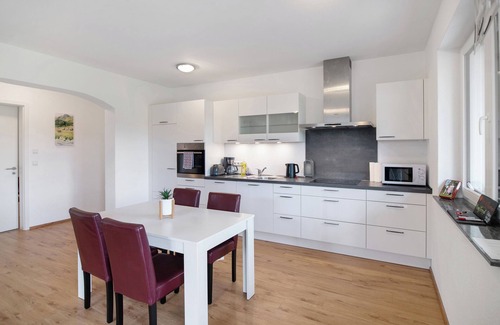 Goppertsweiler Apartamento | Apartamento 'Fewo Bergblickle' con vistas a la montaña, piscina compartida y Wi-Fi