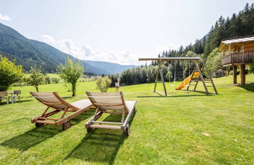 Valle di Casies Apartamento | Apartamento 'Fichte' con vistas a la montaña, terraza compartida y Wi-Fi