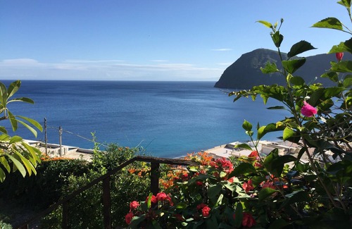 Canneto Apartamento | Apartamento en una vista panorámica al mar de 2 a 18 personas