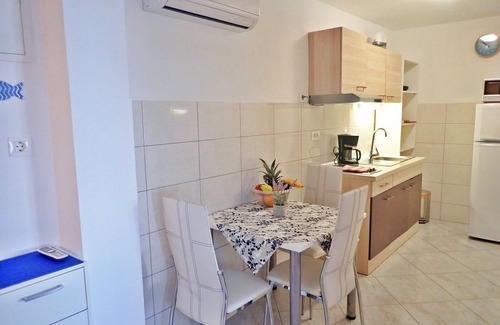Tribanj Apartamento | Apartment for 2-3 persons directly on the beach