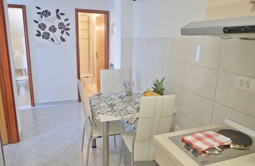 Tribanj Apartamento | Apartment for 2-3 persons directly on the beach