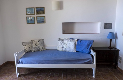 Mazzaro Complejo | Apartamento para 2-3 personas en el jardín con piscina, wifi y parking.