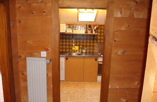 Ried-Brig Apartamento | Apartamento para 4 personas Chalet Esher Surrey
