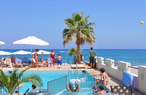 Adelianos Kampos Apartamento | Apartment for 4 Persons, Swimming Pool, Near the Beach