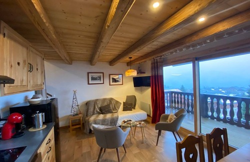 Crest-Voland Apartamento | Apartamento para 4 pers. con terraza, cerca del centro y pistas, parking en garaje
