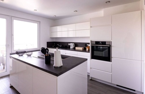 Pellenz Casa | Apartamento para 6 retiro moderno