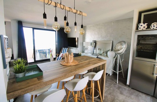 Port Cogolin Apartamento | T4 en triplex con aire acondicionado. Vista al mar y puerto deportivo.