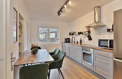 Ruettenscheid Apartamento | Apartment for 7 people 5 minutes to the Essen trade fair / main station