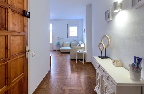 Arenys de Mar Apartamento | Apartamento para 8 personas a 2 minutos a pie de la playa y la estacion de tren en arenys de mar