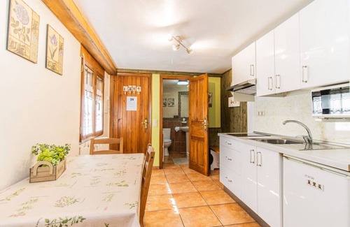 Senegue Casa | Apartamento para Parejas en los Pirineos - Jardín y Parking