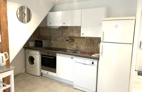 La Garde-Freinet Apartamento | Apartment for 4 people with garden and pool, located in the heart of the Massif des Maures