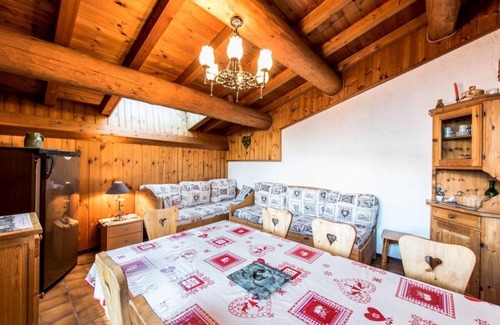 Montchavin Apartamento | Apartamento 'Le Rhododendron' con vistas a la montaña, jardín compartido y Wi-Fi