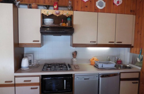 Montchavin Apartamento | Apartamento 'L'edelweiss' con vistas a la montaña, terraza privada y Wi-Fi
