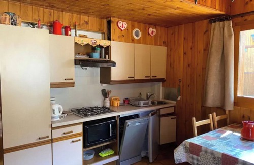 Montchavin Apartamento | Apartamento 'L'edelweiss' con vistas a la montaña, terraza privada y Wi-Fi