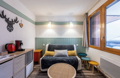 Plagne 1800 Apartamento | Apartamento 'Séjour À La Montagne - Éperviere' con vistas a la montaña, piscina compartida y balcón