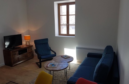 Saint Alban Auriolles Apartamento | Apartamento en pueblo de carácter, tranquilo, sur Ardèche, río, caminata, bicicleta