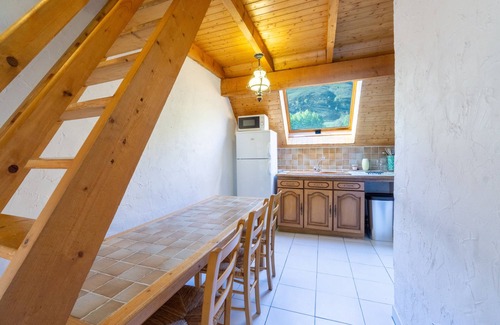 Saint-Sorlin-d'Arves Apartamento | Apartamento 'Appartement 10' con vistas a la montaña, jardín compartido y Wi-Fi