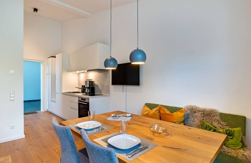 Conweiler Apartamento | Apartamento 'Frühling' con piscina compartida, jardín compartido y Wi-Fi