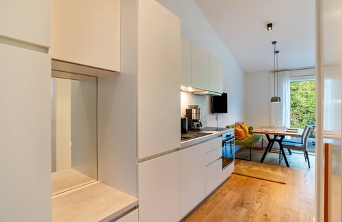 Conweiler Apartamento | Apartamento 'Frühling' con piscina compartida, jardín compartido y Wi-Fi