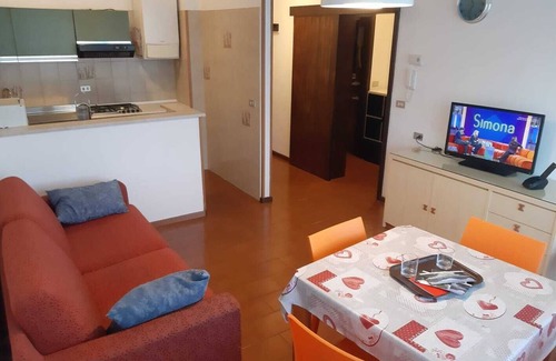 Calceranica al Lago Apartamento | Apartamento 'Garden Alle Barche - Cinzia 5' con vistas al lago, jardín compartido y Wi-Fi