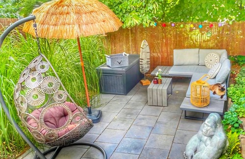 Wuppertal Apartamento | Apartment-Garden view-Private Bathroom-Designer