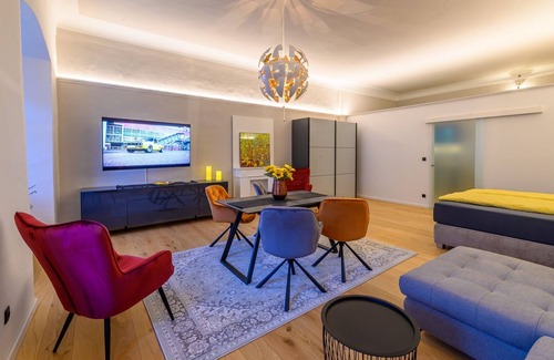 Gmuend in Kaernten Apartamento | Apartamento "Gasthof Alte Post - Top 3 Manta" con vistas a la montaña y Wi-Fi