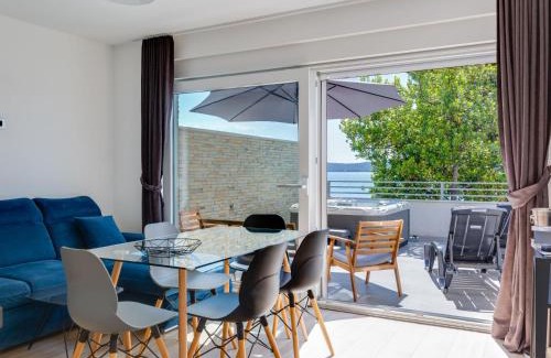 Bibinje Apartamento | Apartment Gavun by Interhome