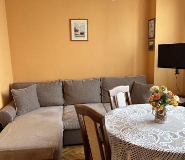 Old Town Apartamento | Apartment Geni