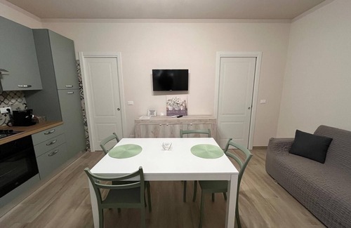 Fondi Apartamento | Apartamento 'Giardino Di Marianna a Fondi' con jardín compartido, Wi-Fi y aire acondicionado