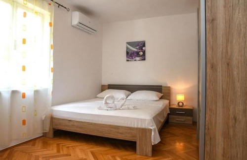 Komiza Apartamento | Apartment Goli