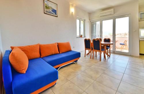 Cesarica Apartamento | Apartment Golub-1 by Interhome