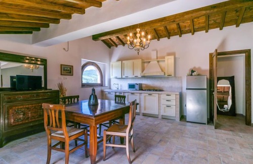 Guardistallo Apartamento | Apartamento Granum by Interhome