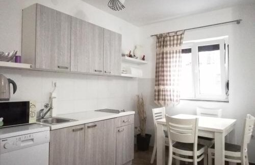 Velji Vinogradi Apartamento | Apartment Grape of Budva