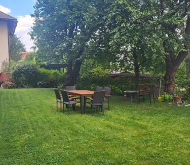 Waltendorf Apartamento | Apartment Graz Lustbuhel