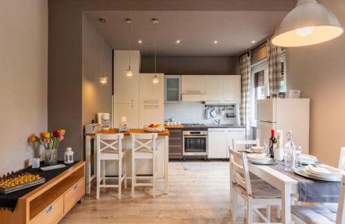 Leggiuno Apartamento | Apartment Graziella by Interhome