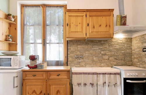 Borzonasca Apartamento | Apartamento 'Green Riviera - Angolino dei Pini' con vistas a la montaña