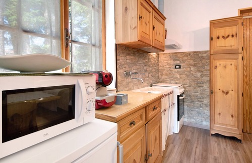Borzonasca Apartamento | Apartamento 'Green Riviera - Angolino dei Pini' con vistas a la montaña