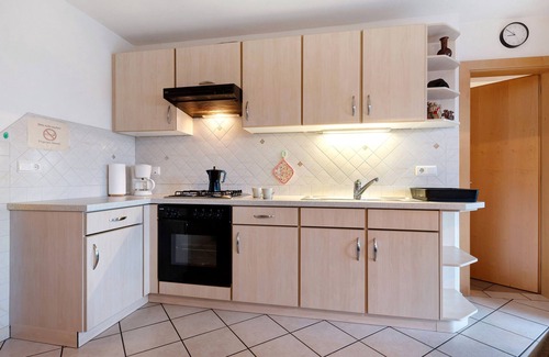 Rodengo Apartamento | Apartamento 'Gruberhof 2 con terraza' con vistas a la montaña, terraza privada y Wi-Fi