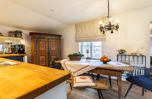 Unterschonau Apartamento | Apartamento 'Haus Alpenveilchen - Appartement 1' con vistas a la montaña, terraza privada y Wi-Fi
