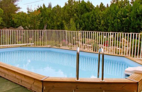 Caumont-sur-Durance Apartamento | Apartment Haider by Interhome