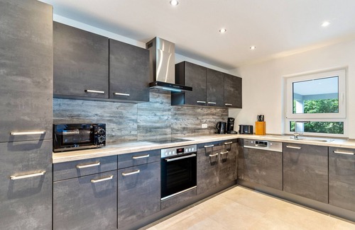 Gengenbach Apartamento | Apartamento 'Haigerach' con terraza privada y Wi-Fi