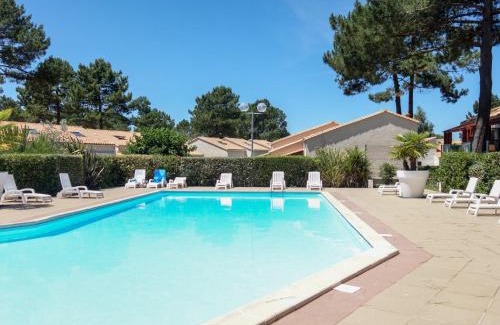 Les Mathes Apartamento | Apartment Hameau de Talaris-16 by Interhome