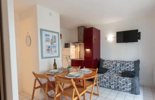Les Mathes Apartamento | Apartment Hameau de Talaris-16 by Interhome