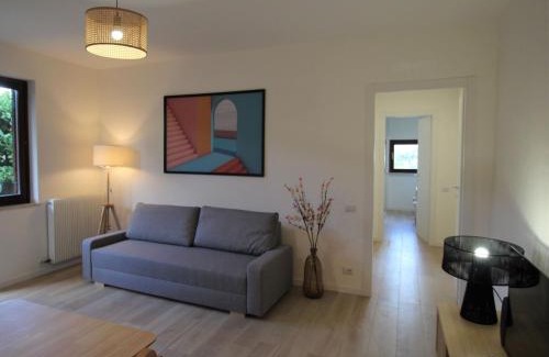 Porto Valtravaglia Apartamento | Apartment Haridian by Interhome