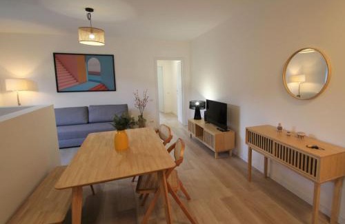 Porto Valtravaglia Apartamento | Apartment Haridian by Interhome