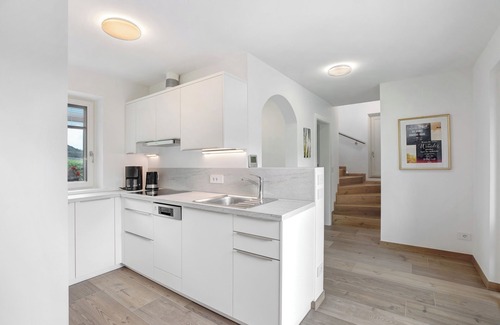 Berg/Monte Apartamento | Apartment 'Harmony Apt 3' with Mountain View, Shared Garden and Wi-Fi